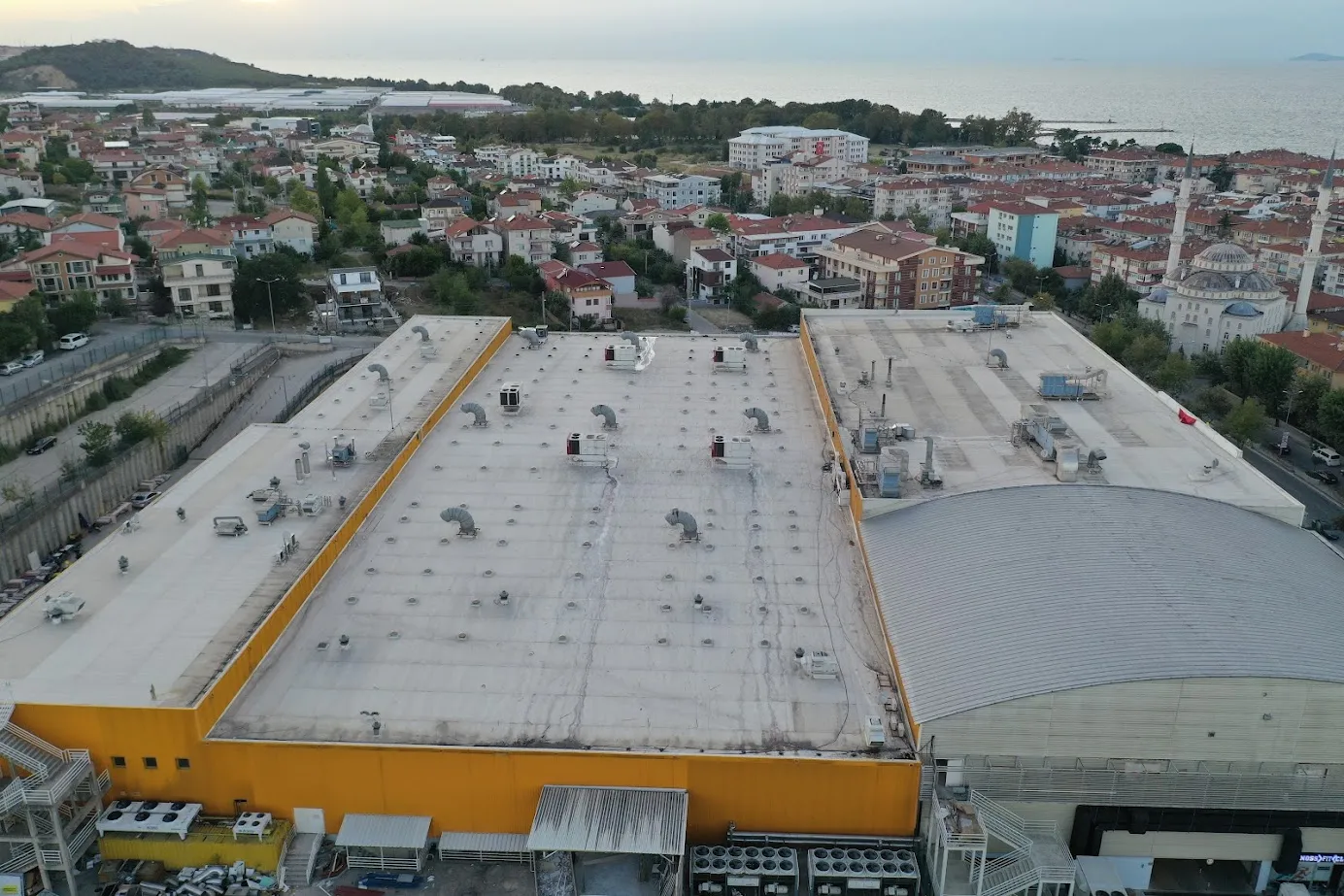 EMKO GALLERY BUSINESS CENTER ROOF AND FACADE CLADDING WORKS